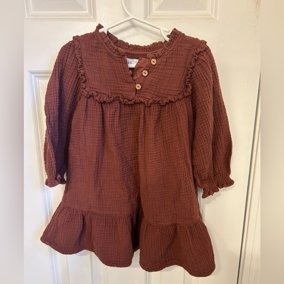 Zara Other - Zara girls size 3-4T Brown Ruffled Long Sleeve Dress